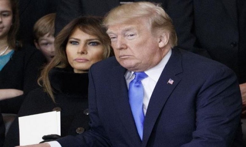 Oops ! Trump too busy to buy Melania a birthday present, Twitter reacts