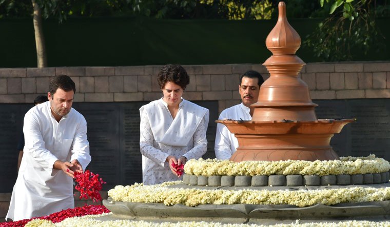 Rahul remembers Rajiv Gandhi on his death anniversary