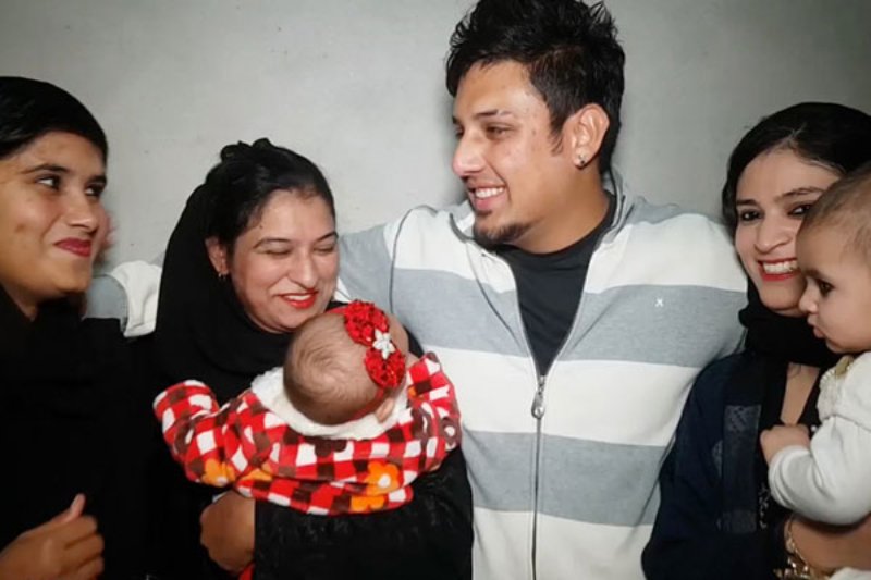 22 years old man with three wives looking for fourth