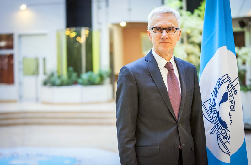 Crime gangs threaten Covid-19 vaccine campaigns, Interpol warns