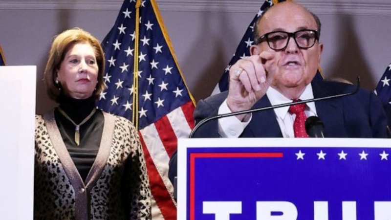 As lawyers keep pushing Trump election challenges