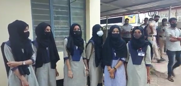 Karnataka: Six Students Stopped From Entering College in Udupi for ‘Wearing a Hijab’