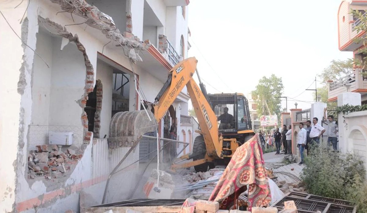 Government Land Worth ₹ 100 Crore Freed Of Encroachment In Noida