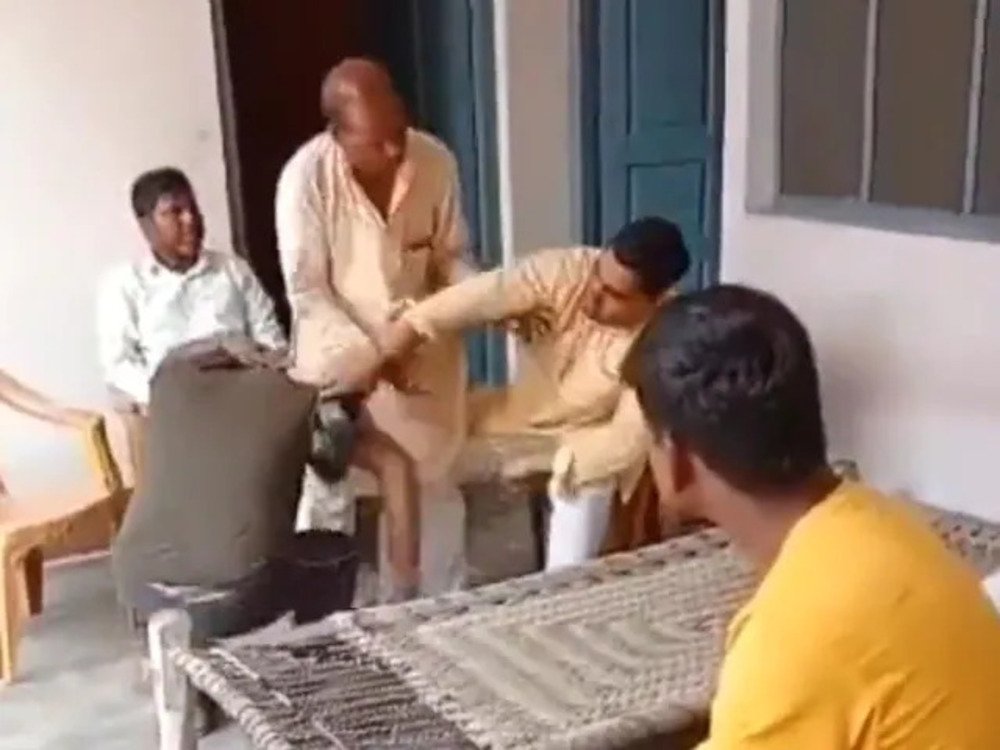 On Camera, Dalit Man Beaten With Slippers In UP. Village Head Arrested