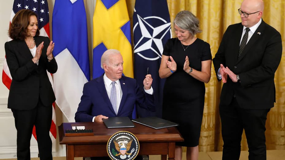 Biden signs documents endorsing Finland and Sweden’s accession to NATO