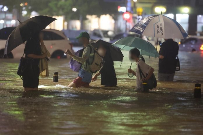 heavy rain in South Korea