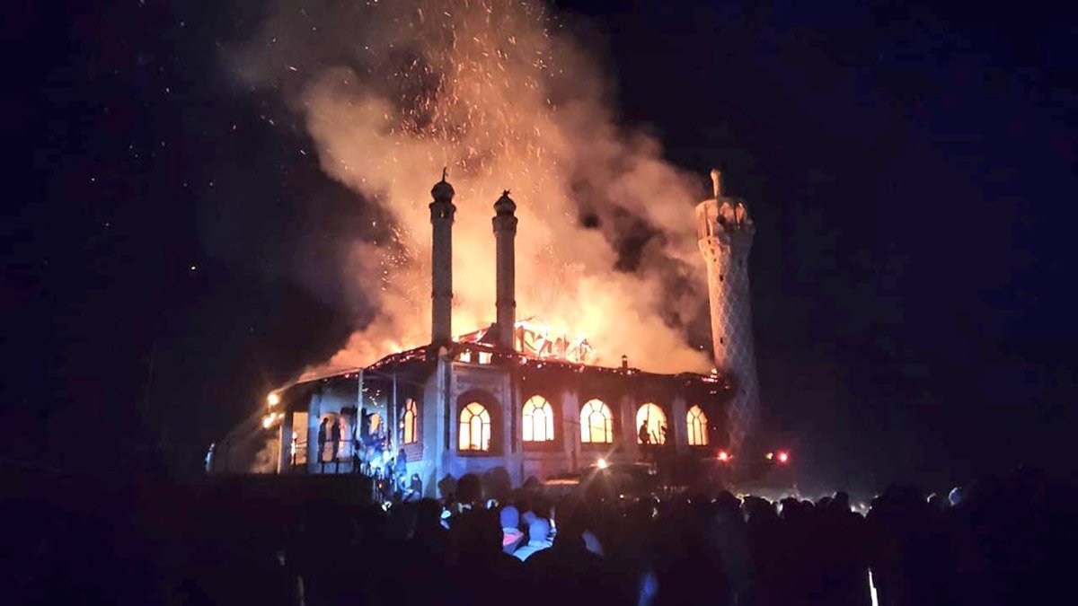 Jamia Masjid In Kargil’s Drass Damaged In Massive Fire
