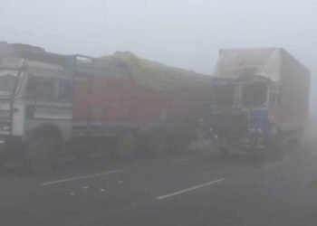 1 Dead, 4 Injured In Multi-Vehicle Pile Up Due To Fog On UP Expressway