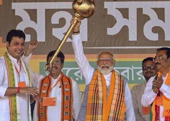 India’s Lok Sabha Polls: Congress, CPI-M pursue ‘Loot East’ policy