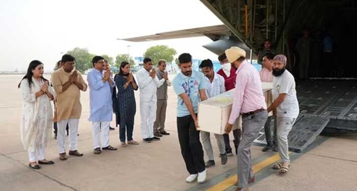 Flight carrying bodies of 45 Kuwait fire victims lands in India