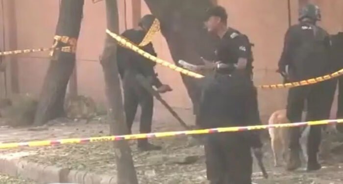 Explosion near Delhi school; several vehicles, shops damaged