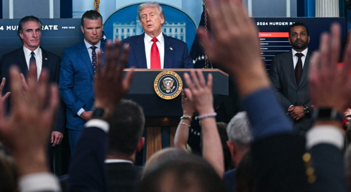 Trump Deploys National Guard to Washington DC, Pledges Tough Crime Crackdown